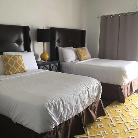 Hotel Carriage House Hamden Exterior foto